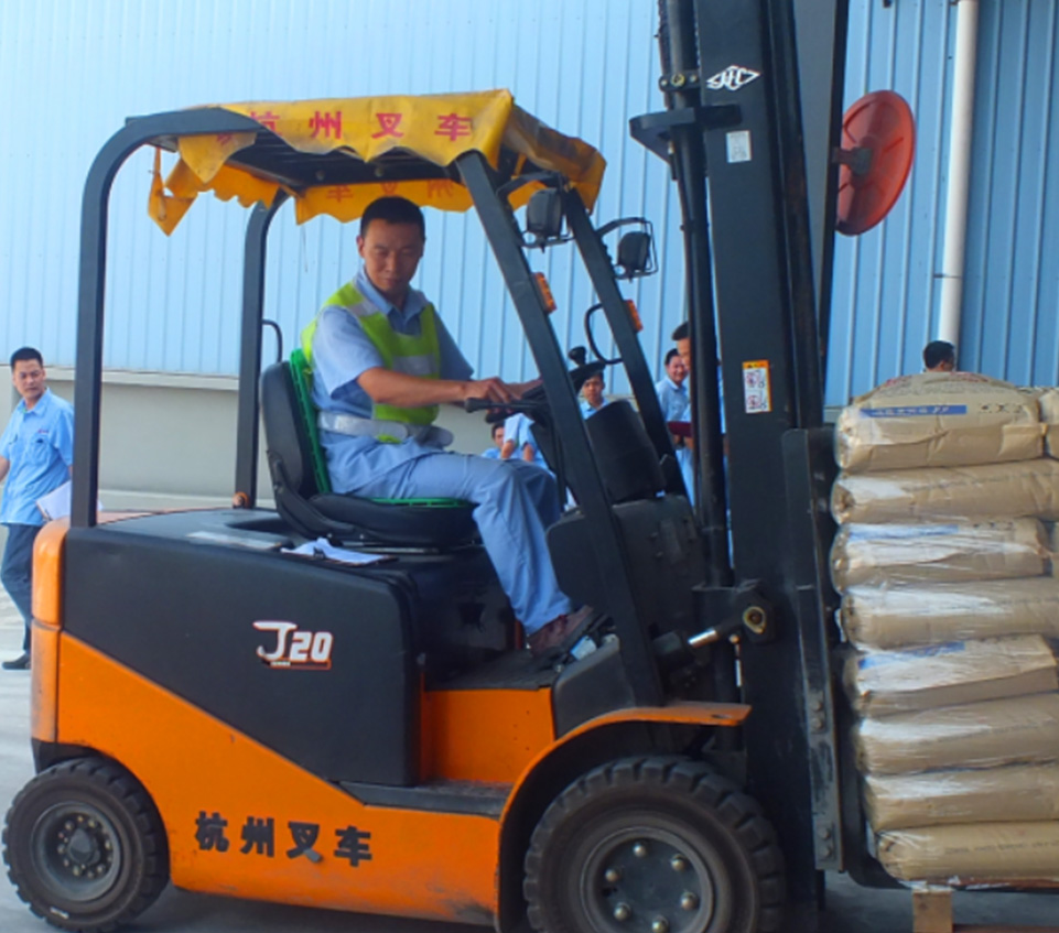 ����AG�콢�����������޹�˾��һ�����ս������Բ���ֳ�